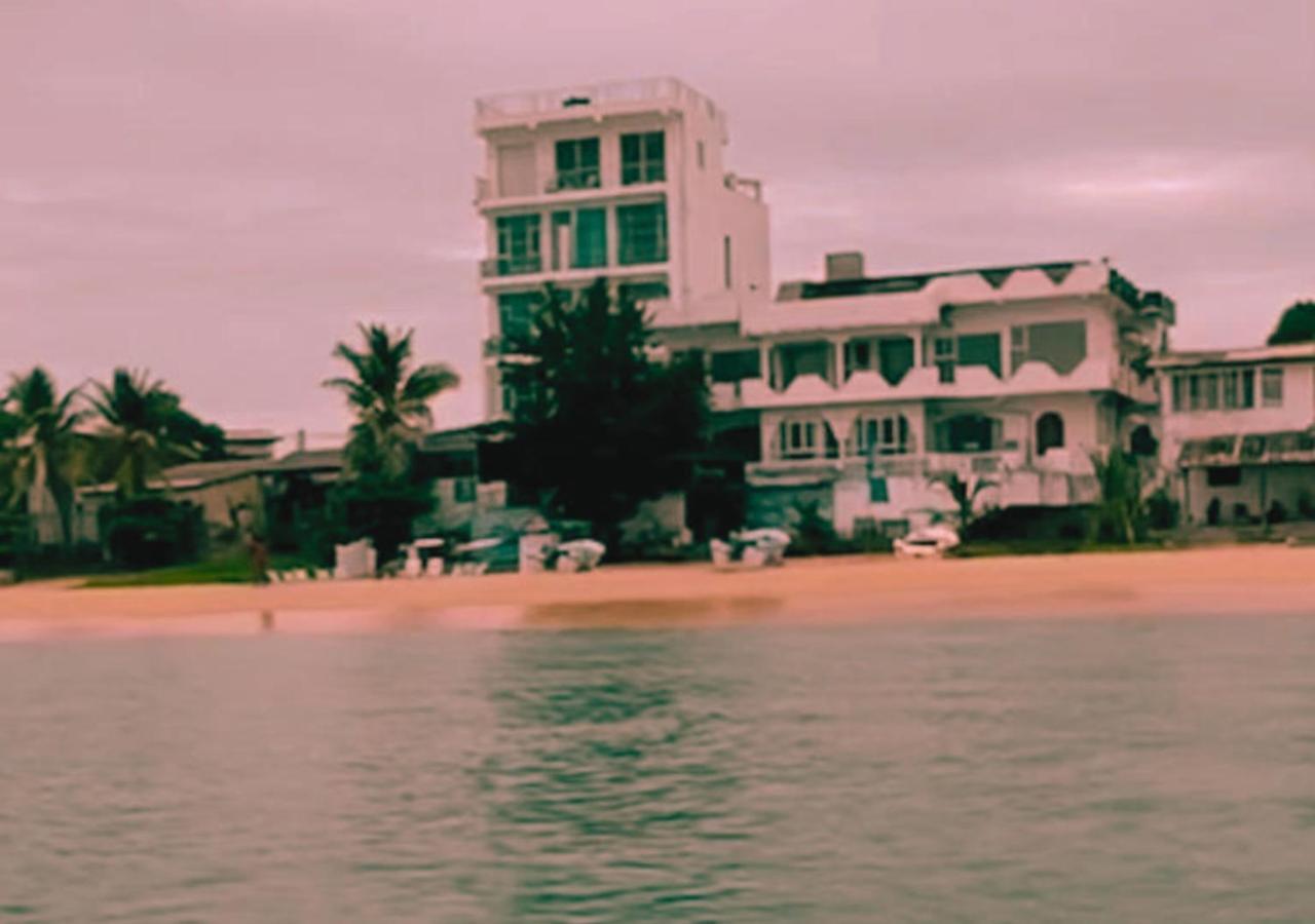 Trinco Beach By Dsk Trincomalee Exterior foto